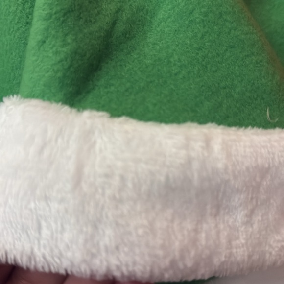10 Green and white , Santa hat for Critmas - Picture 4 of 4